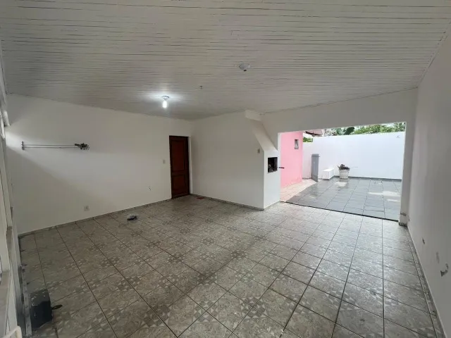 Oportunidade! Ponta Grossa Vendo Casa Jardim Carvalho