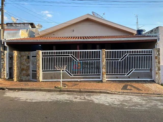 Casa à venda, 300 m² por R$ 900.000,00 - Antônio Zanaga - Americana/SP