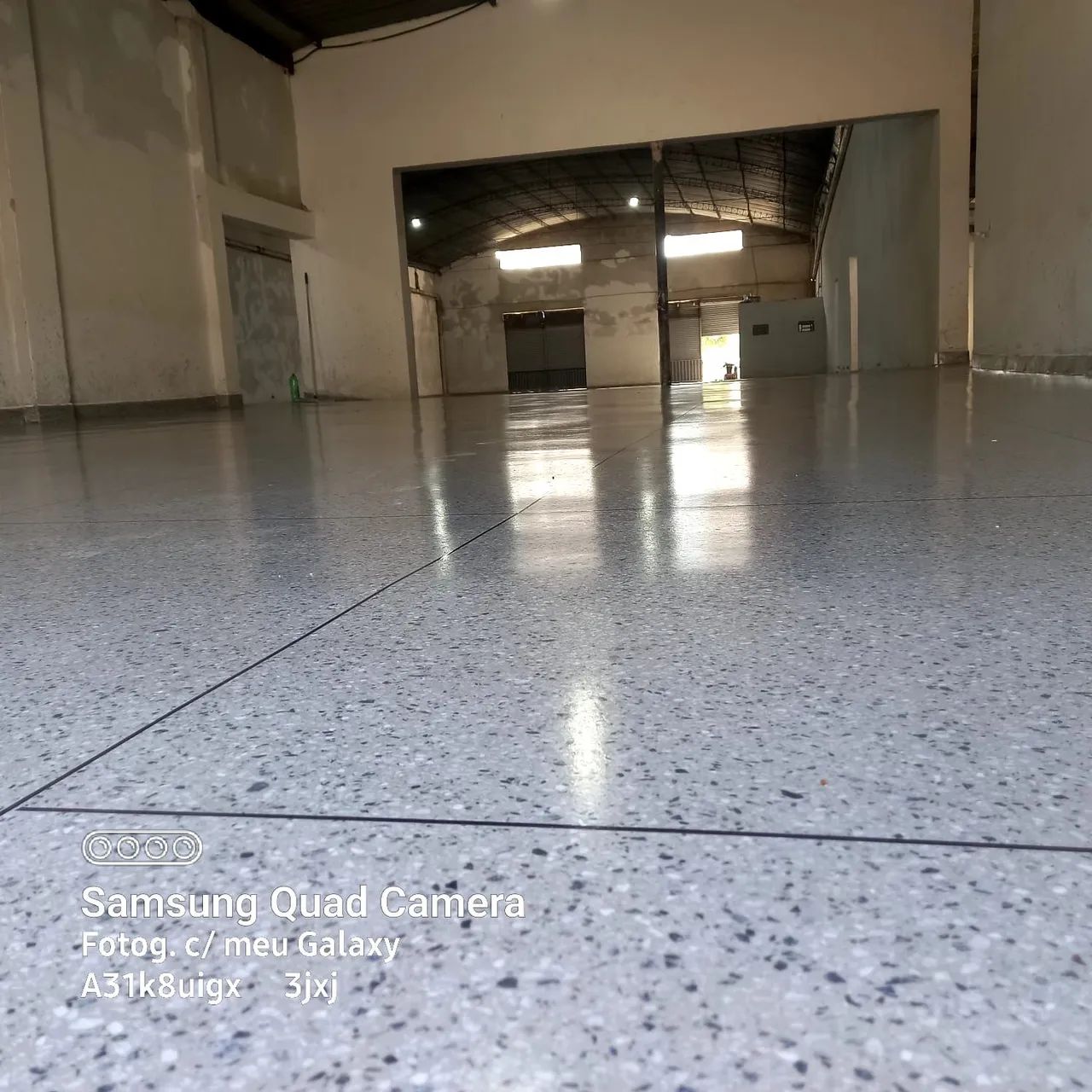 Piso Granitina polido
