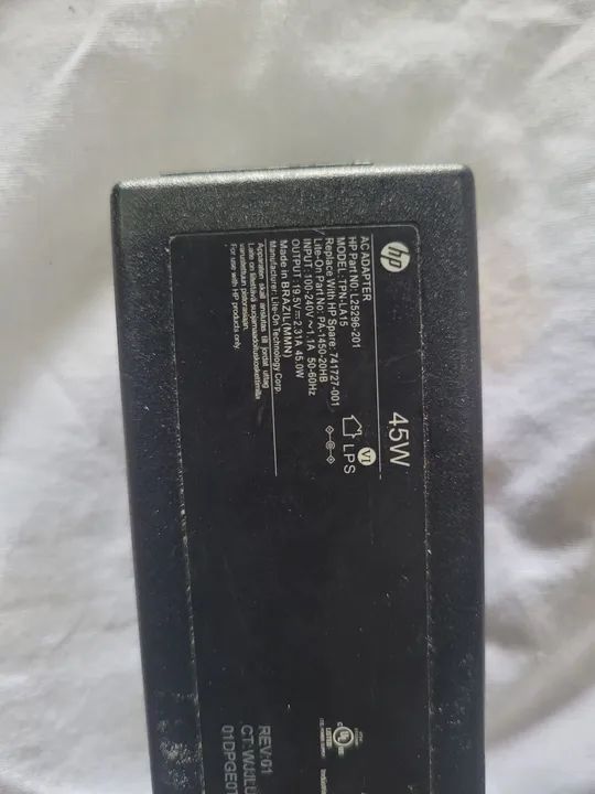 Carregador HP 19v 2.31A tpn-la15 pino agulha funcionando perfeitamente. - Foto 2