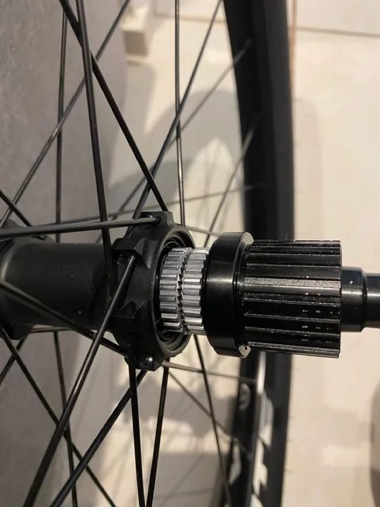 Rodas absolute com cubo jowbone microspline  - Foto 2