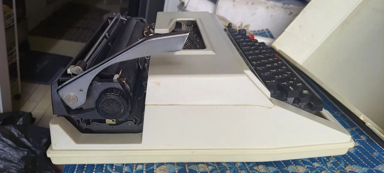 Máquina de Escrever Sunshine 8S - Foto 3