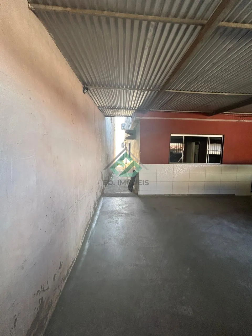 Casa duplex a venda com 4 quartos e quintal em Santa Cecilia, Cariacica - ES