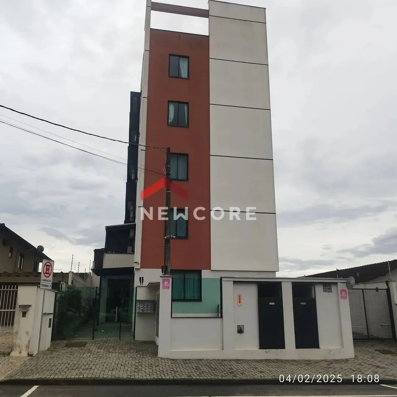 Apartamento em Avenida Antônio Ramos Alvim - Floresta - Joinville/SC