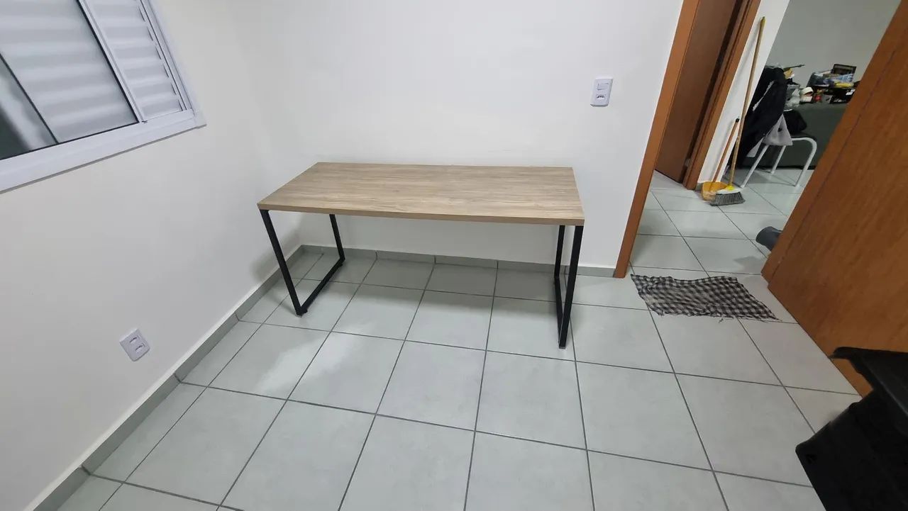 Vende se Mesa 150x60cm - Foto 2