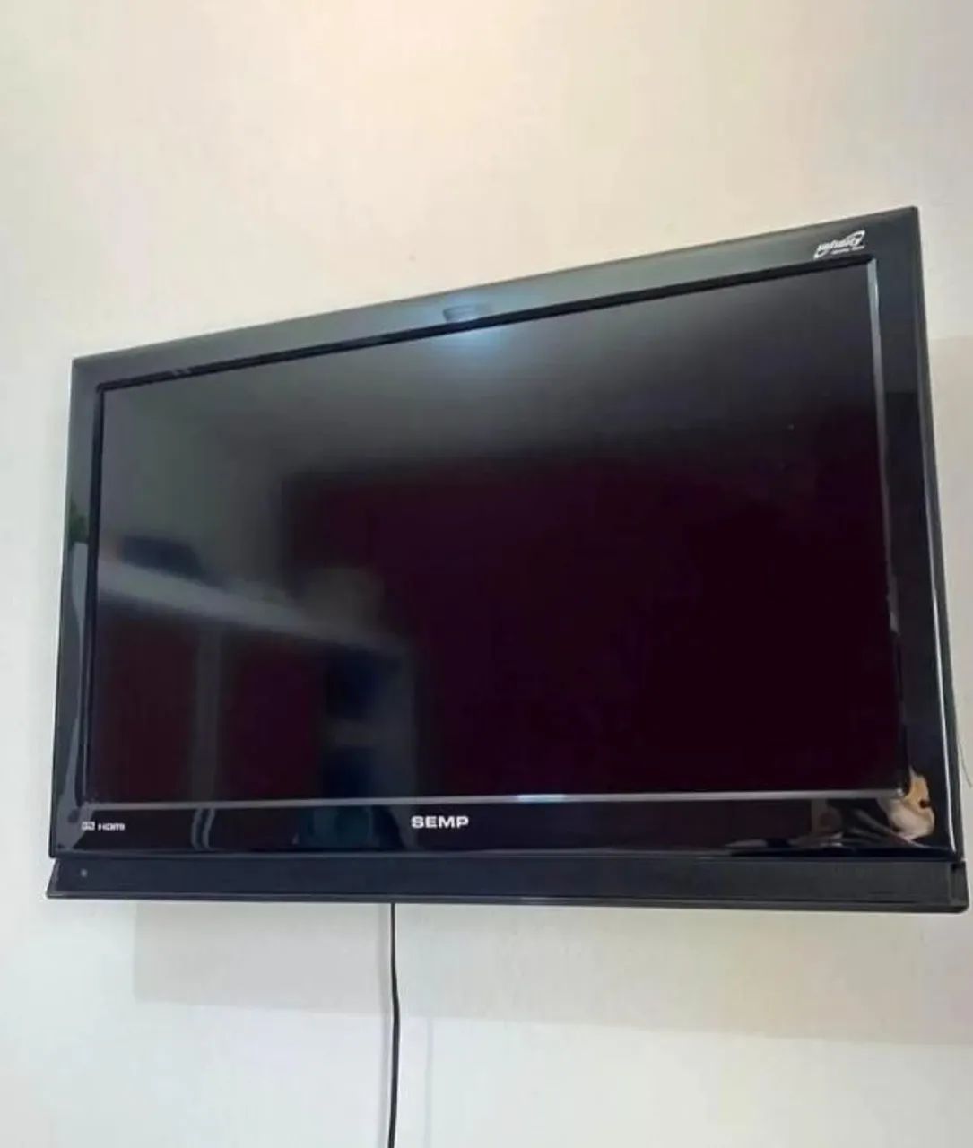 TV Semp 32 polegadas Funciona perfeitamente 