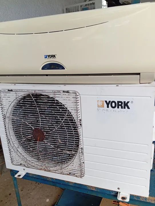 VENDO AR CONDICIONADO SPLIT