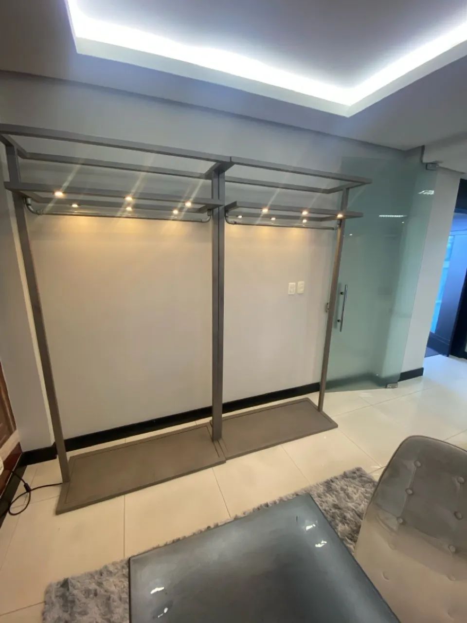 Araras - Móveis para Loja/ Showroom