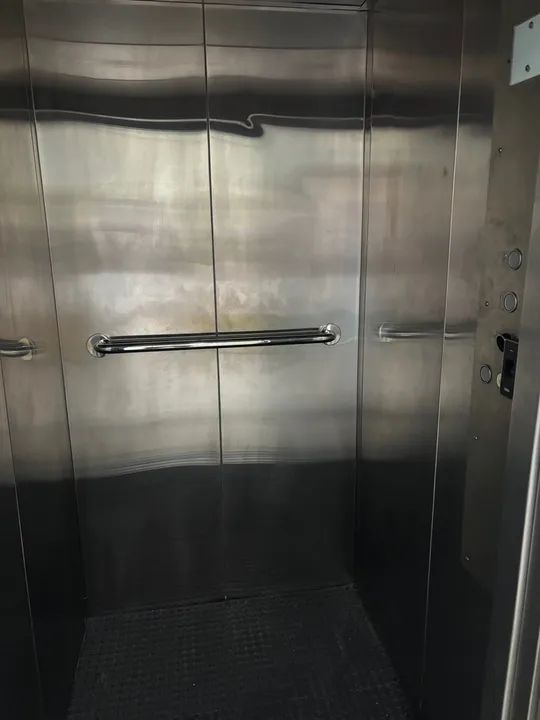 Elevador / plataforma elevatória  - Foto 4