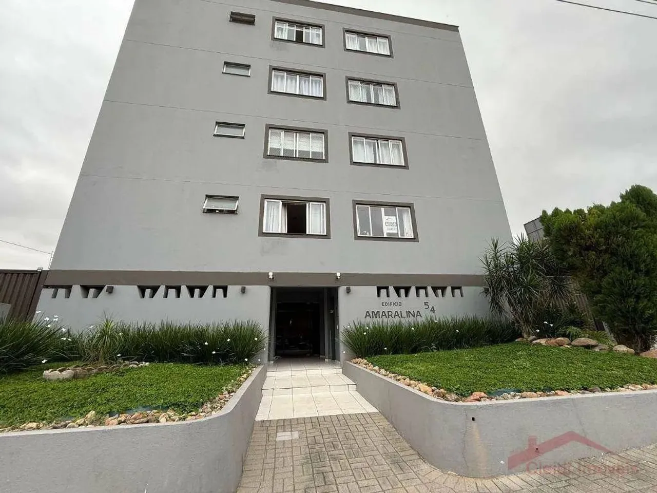 Apartamento com 3 dormitórios para alugar, 79 m² por R$ 2.790/mês - Anita Garibaldi - Join