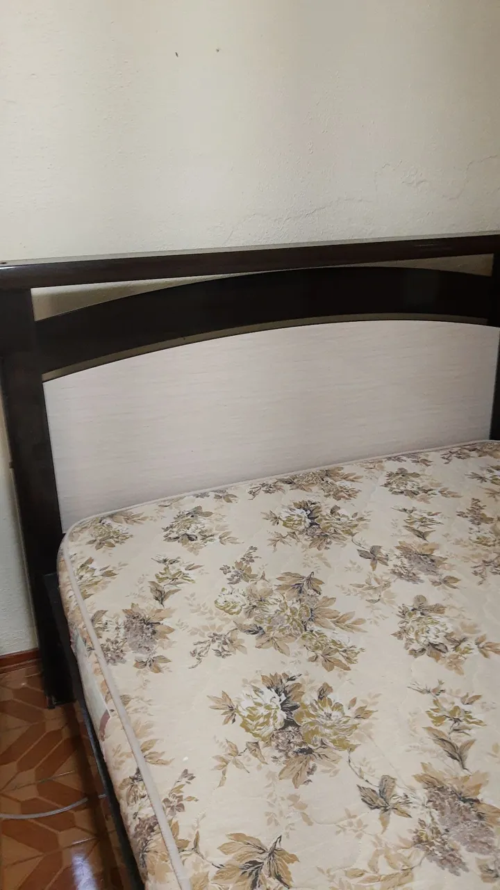 Cama de Casal com Cabeceira