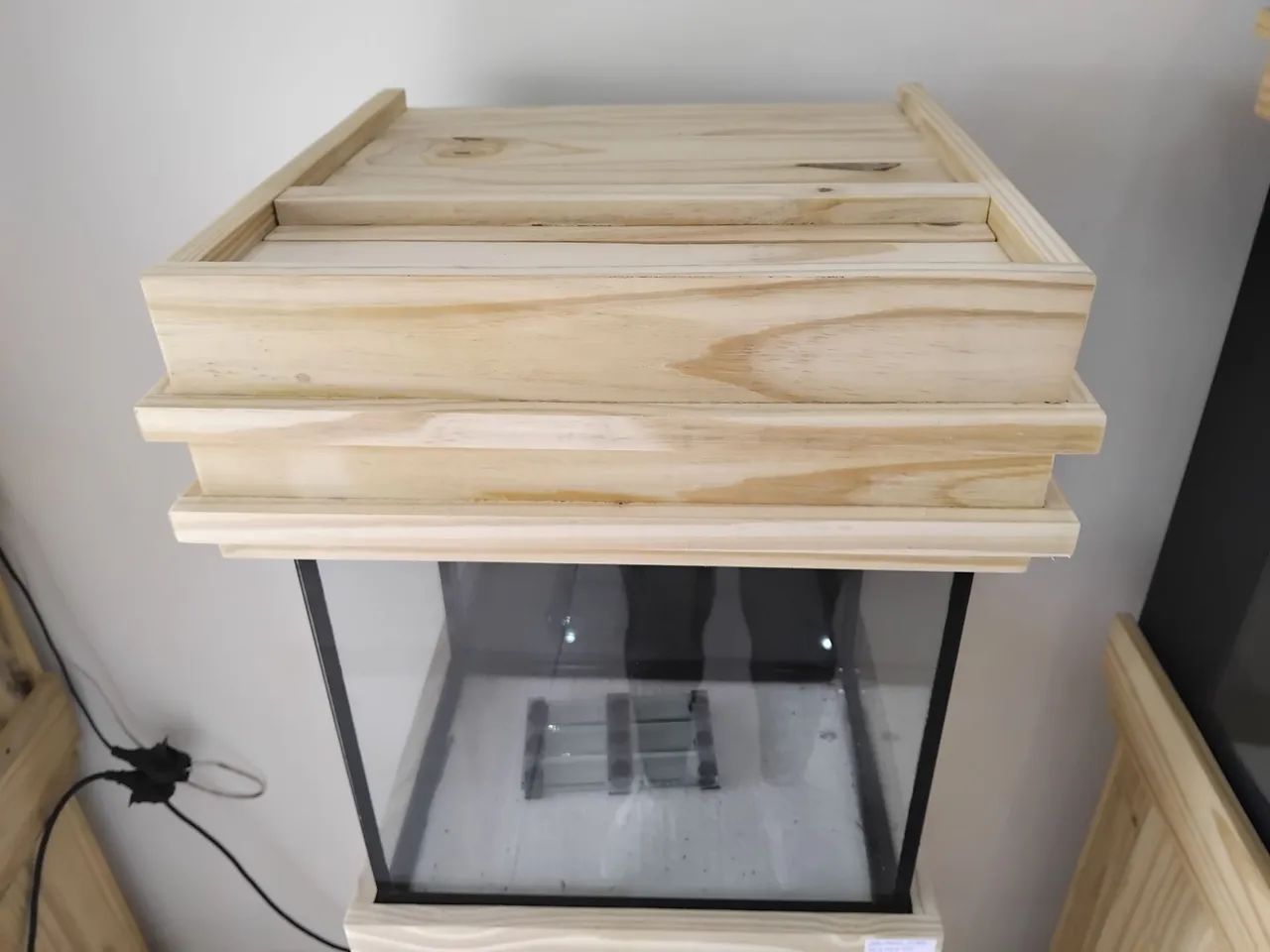 AQUÁRIO CUBO COM SUMP E MÓVEL  - Foto 4