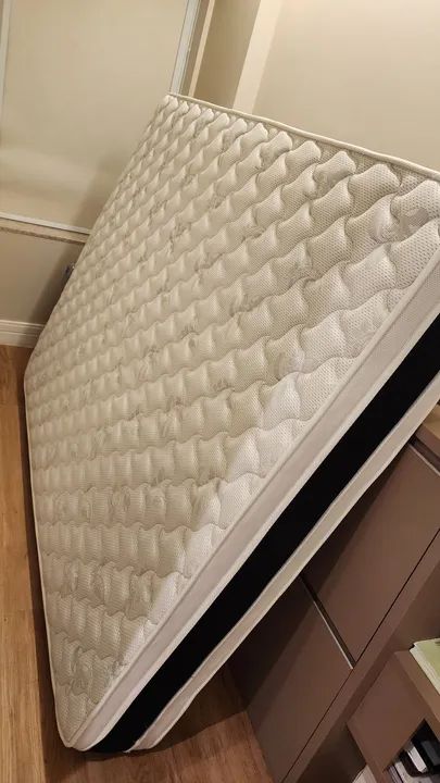 Colchão Castor - tamanho queen. Muito novo!