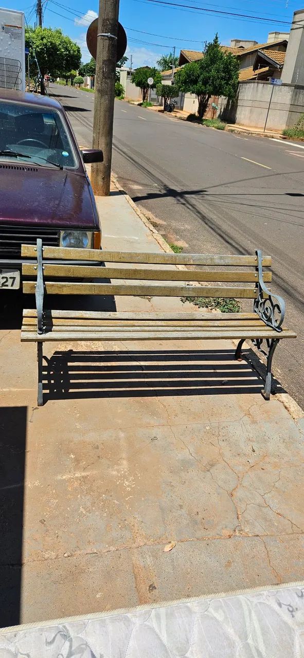 Vende- Se Banco De Jardim ! - Foto 3