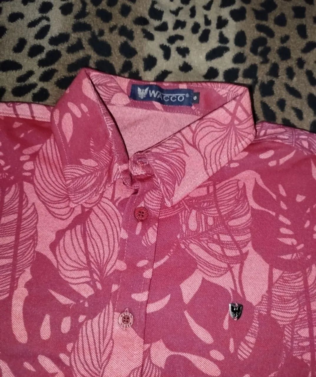 Camisa Floral Rosa Masculina - Estilo e Conforto - Foto 2
