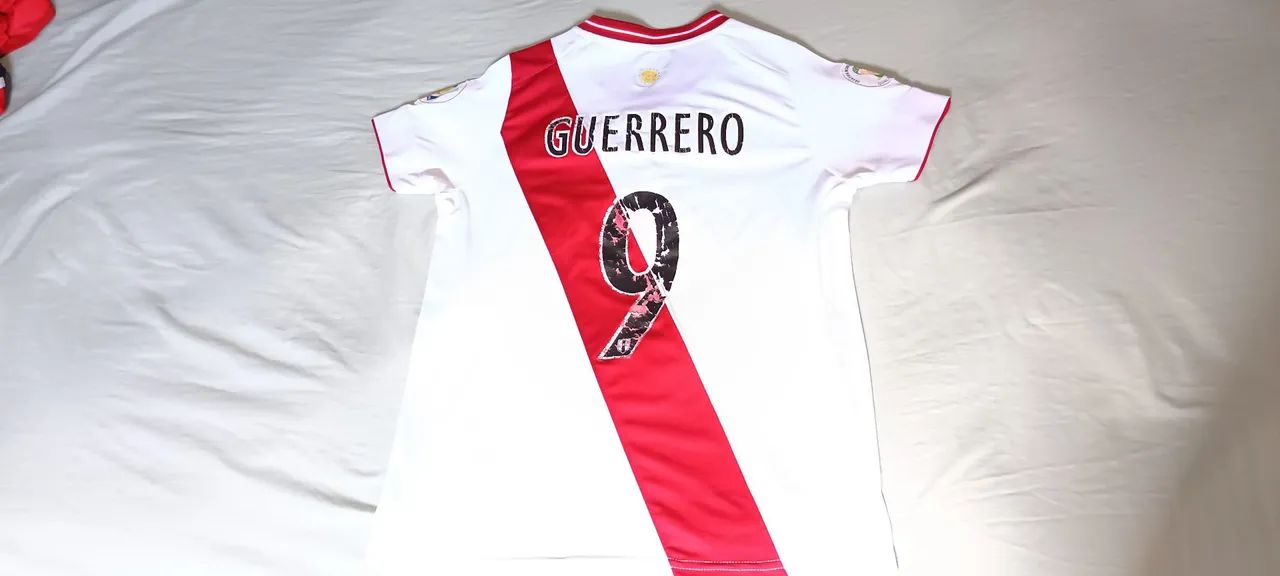 Camisa de Futebol seleção do Peru - Umbro - Foto 3