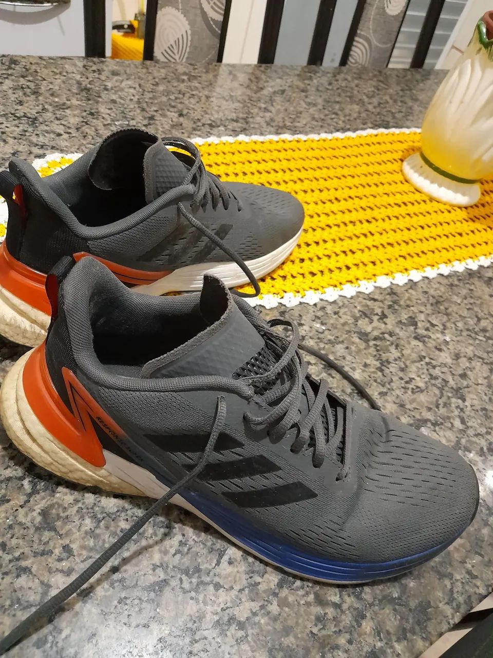 Tênis Adidas Response super,300$