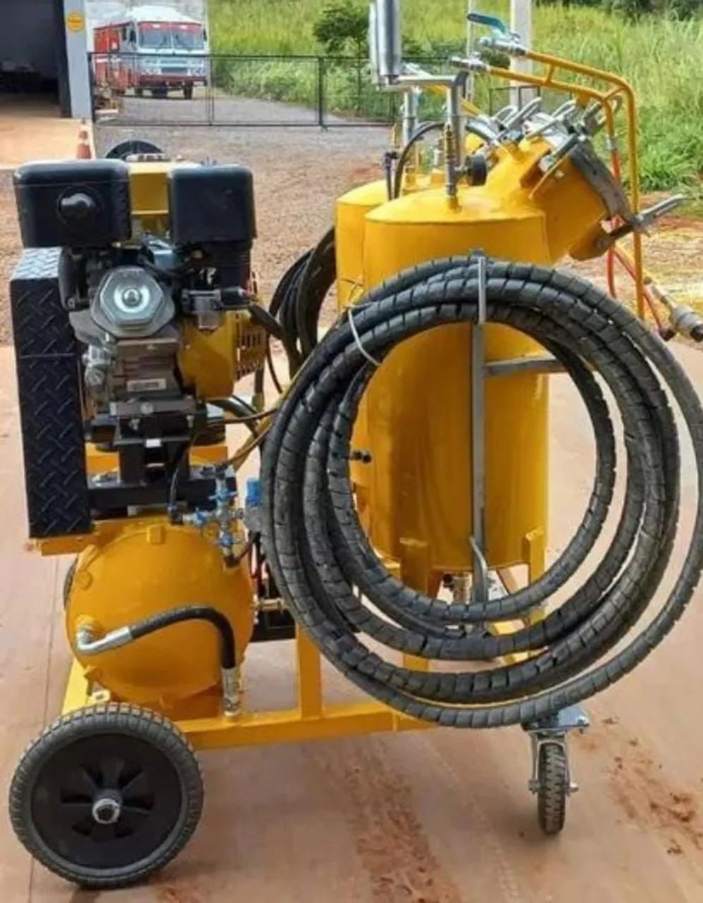 Máquina de sinalização viária 20 e 40 pes - Foto 2