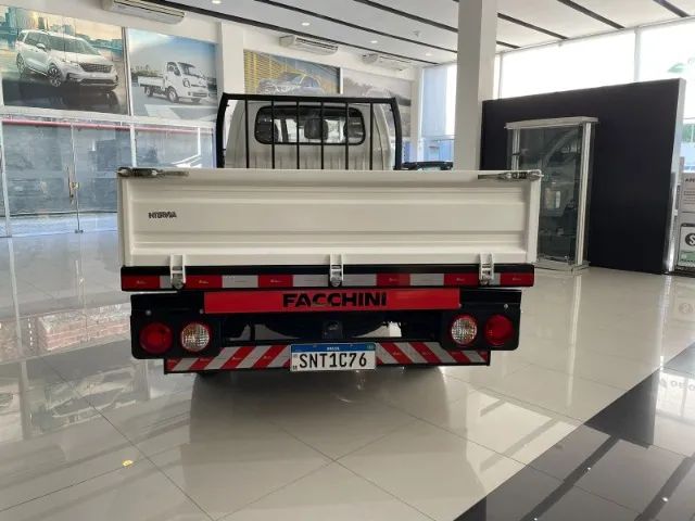 Kia Bongo 2025 com Carroceria - Foto 4
