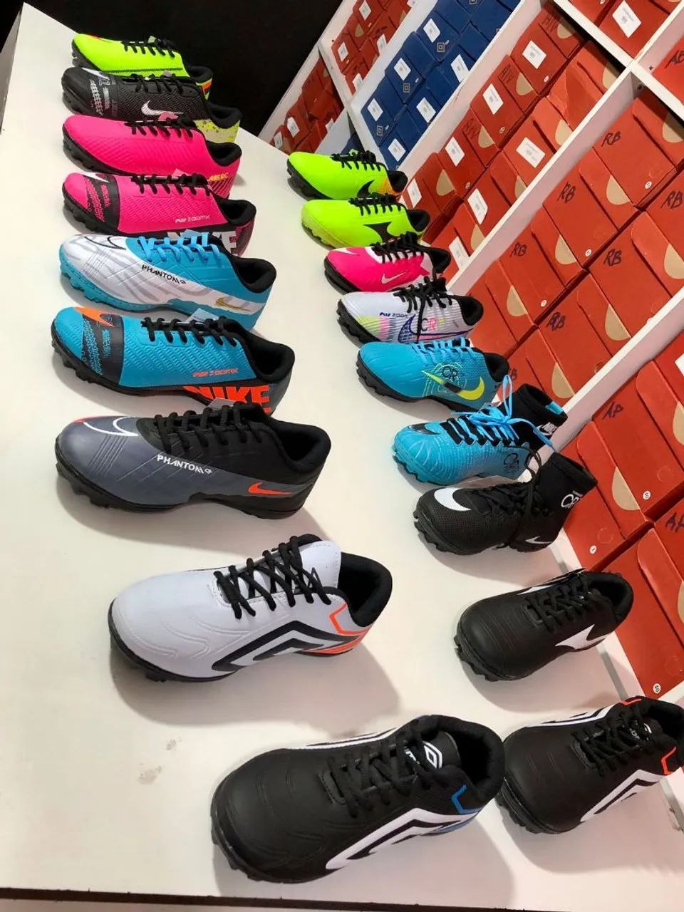 Chuteira Society Cravo e futsal  - Foto 4