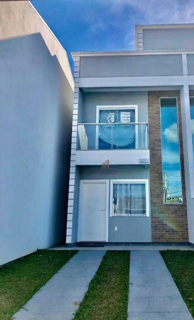 Sobrado com 2 dormitórios à venda, 72 m² por R$ 434.000,00 - Jardins III - Palhoça/SC