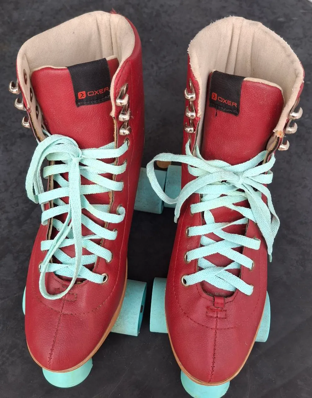 Patins Oxer - Vermelho com Cadarço Azul