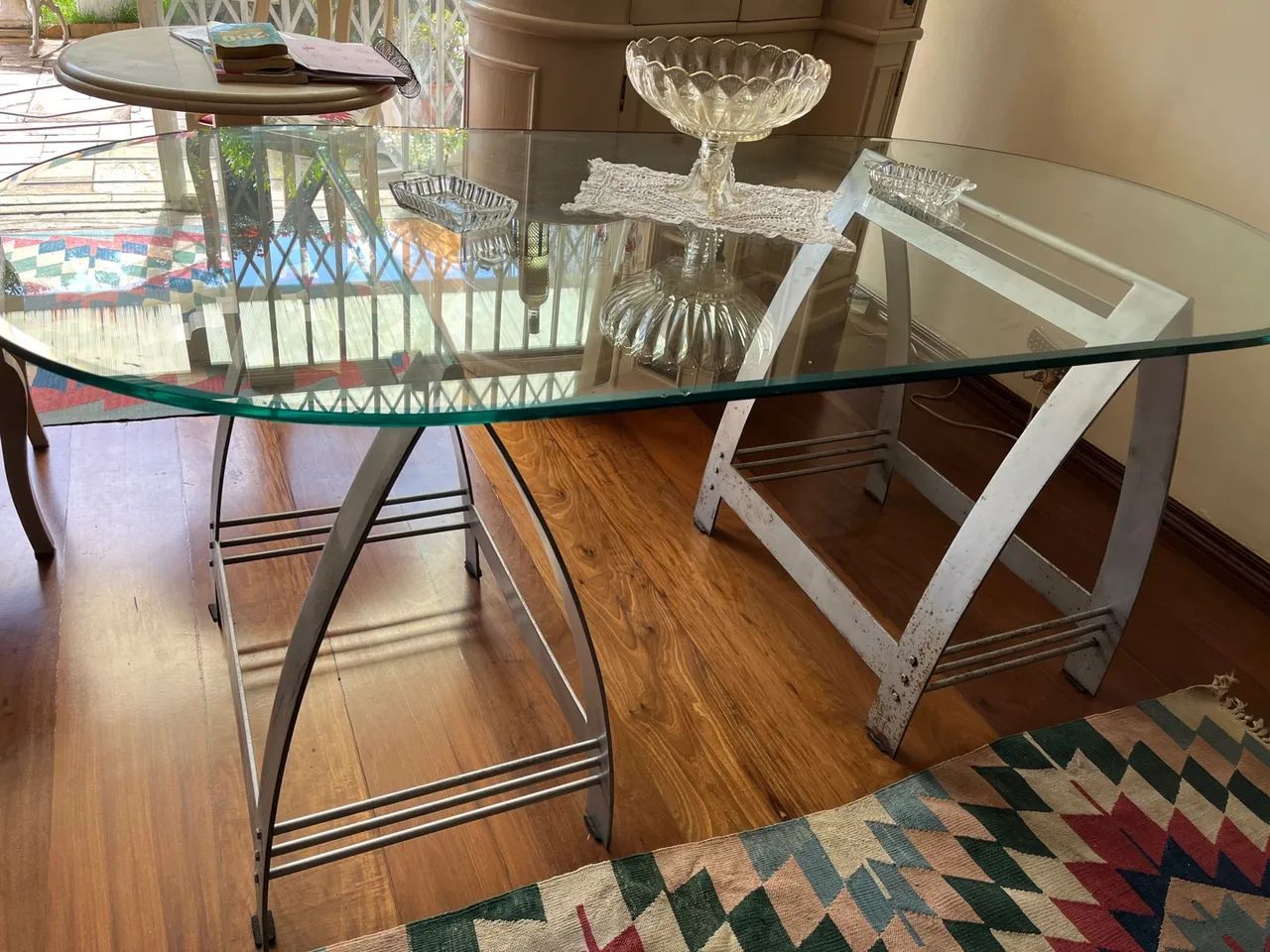 Mesa de almoco/jantar em vidro e metal - Foto 2
