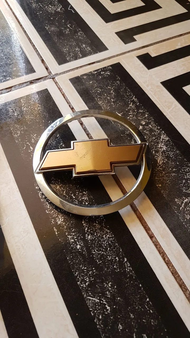 Emblema Chevrolet Original celta porta mala