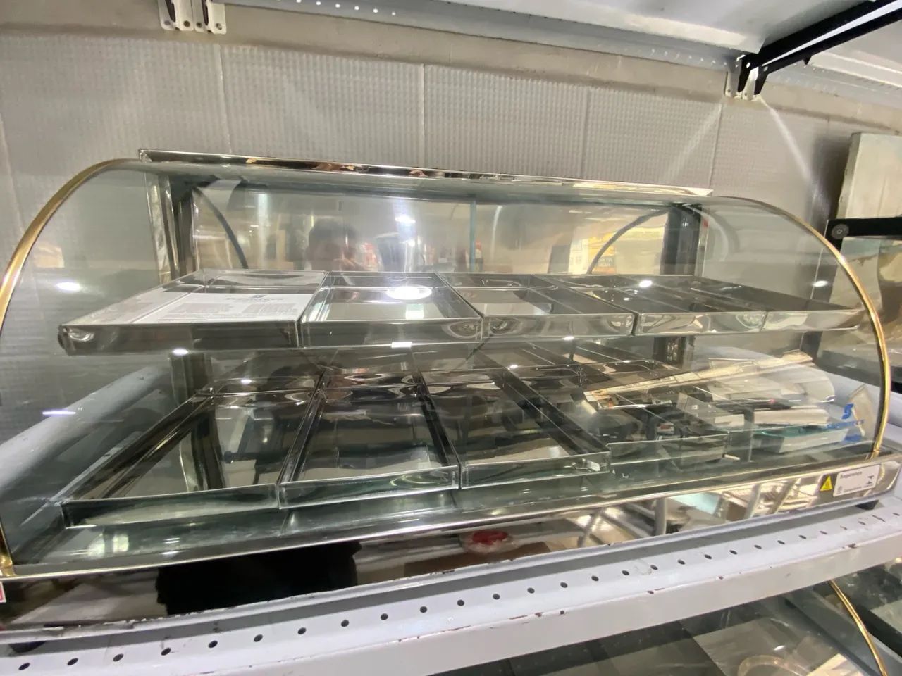 ESTUFAS PARA SALGADOS VITRINES NOVAS - Foto 3