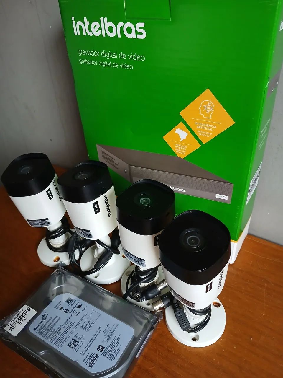 Kit Intelbras com 4 cameras 
