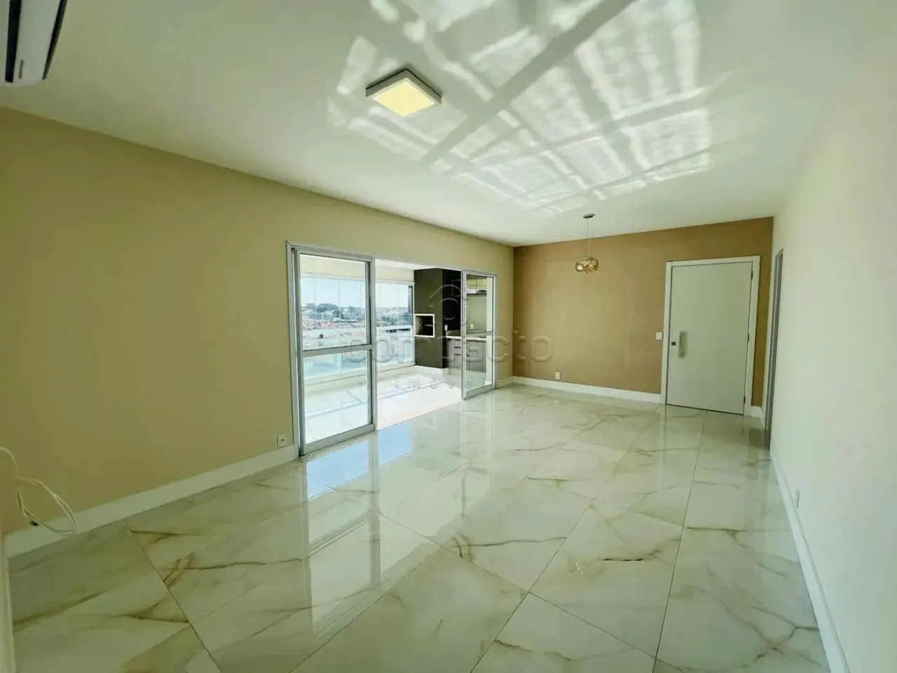 Apartamento Padrão em São José do Rio Preto