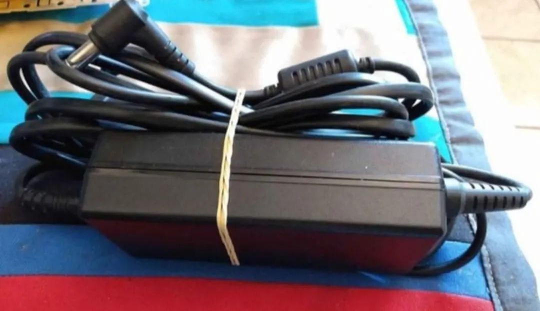 Tela, Fonte, HD SSD, Memória, carregador, e outras peças para Notebook Netbook - Foto 3