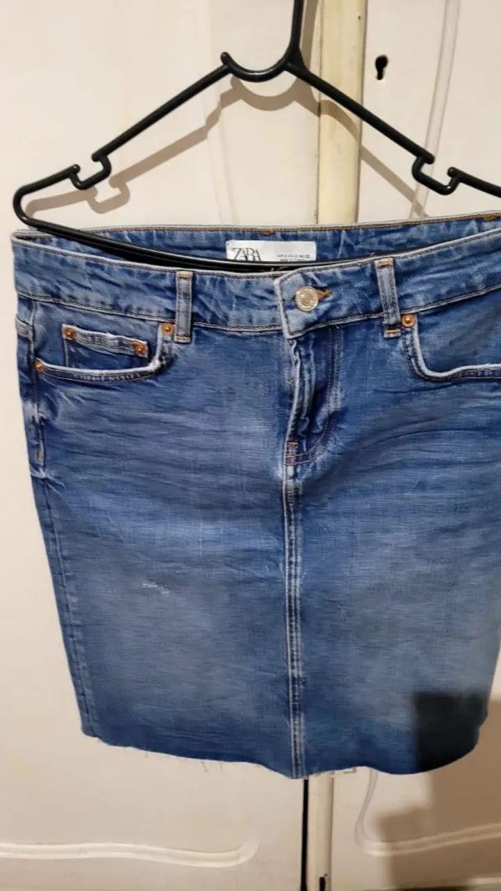 Saia jeans importada da Zara, P