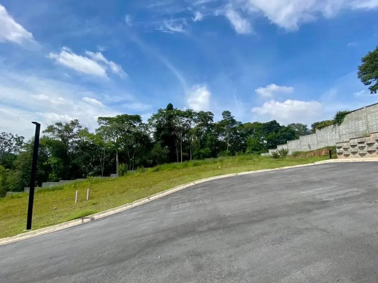 LOTE DE ALTO PADRÃO - Foto 3