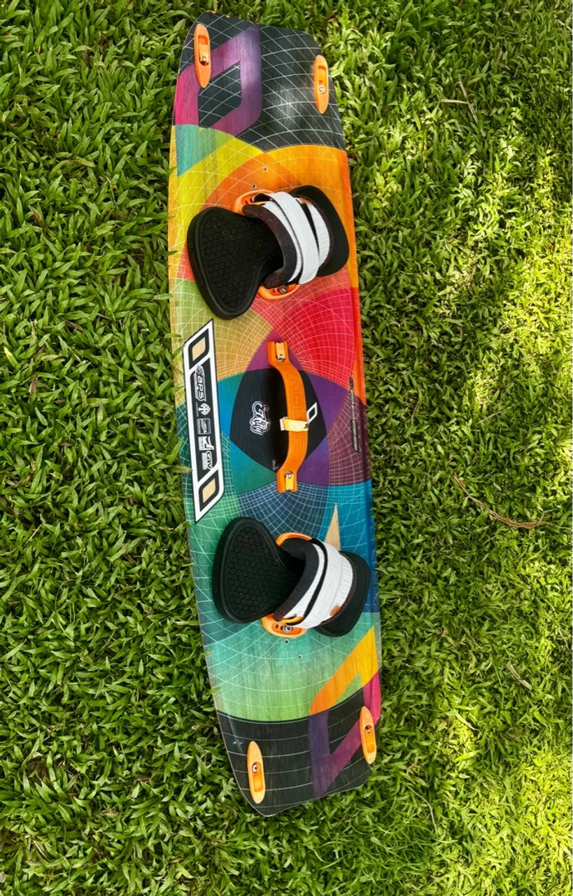 ? Prancha de Kitesurf Nobile NHP 134 - Fibra de Carbono