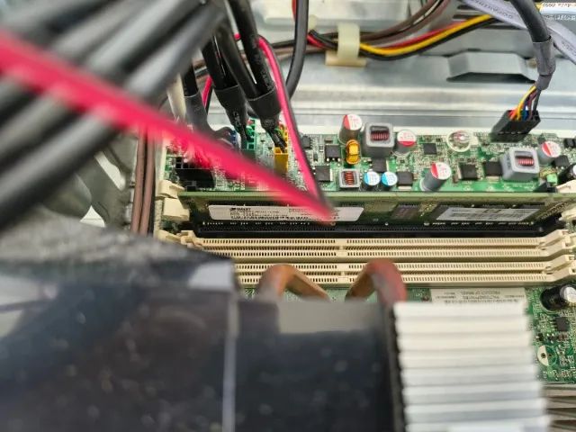 CPU HP Compaq 6005 para retirada de peças/conserto - Foto 4