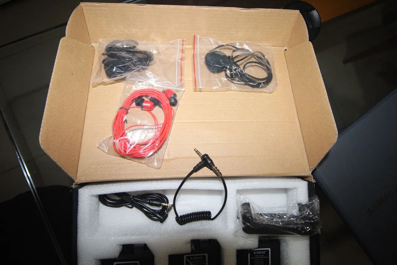 TRANSMISSOR SEM FIO MICROFONE LAPELA PROFISSIONAL BOMGE - Foto 3