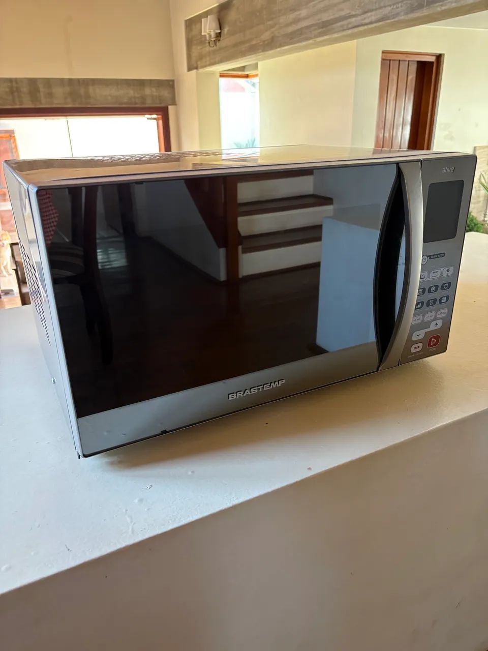 Microondas Brastemp inox 38L 110v - Foto 2