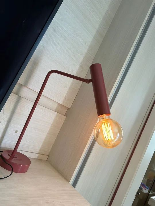 Luminárias para quarto ou escritório tokstok articulada 