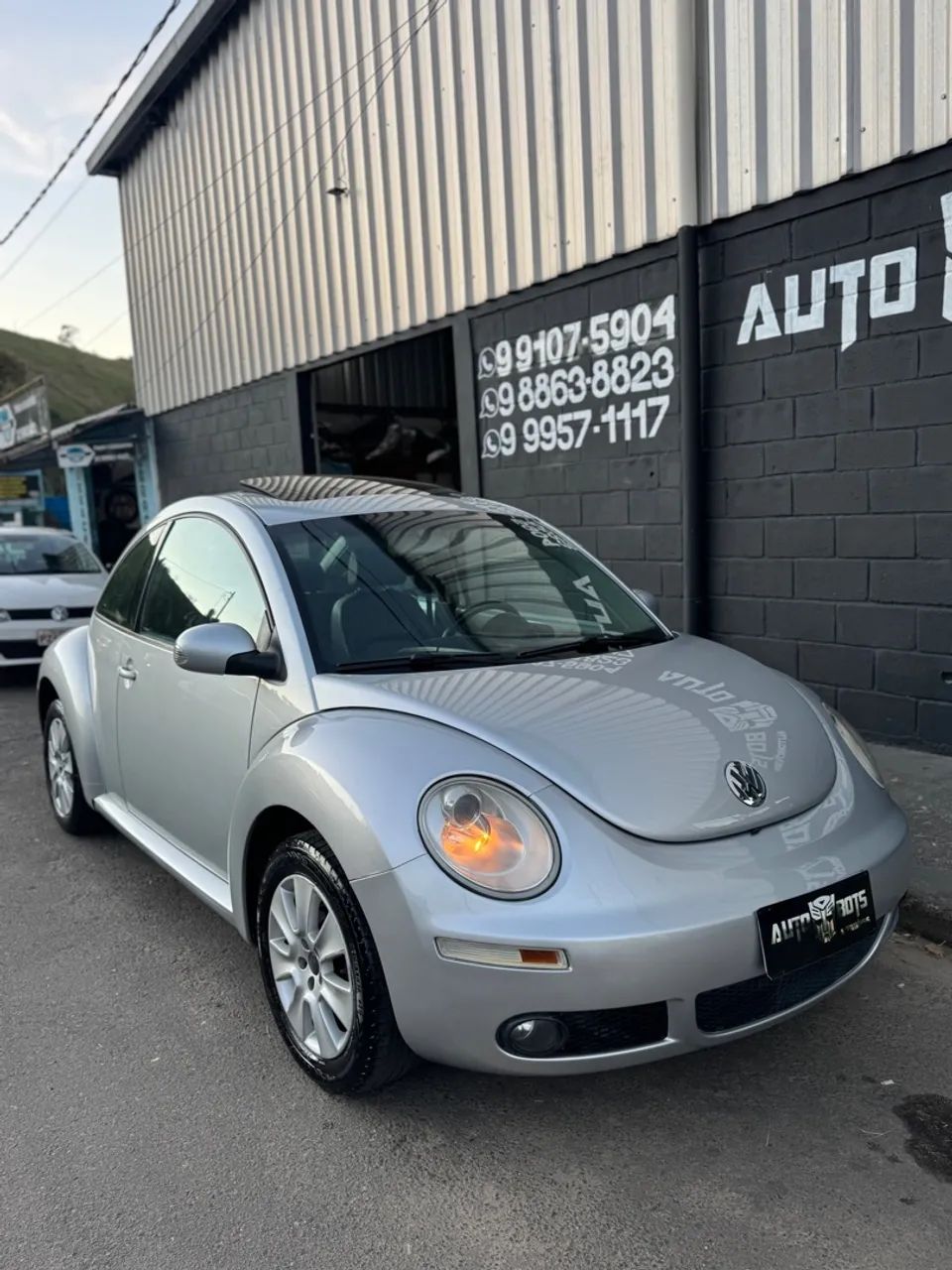 New Beatle 2.0 automático com teto e couro 2008