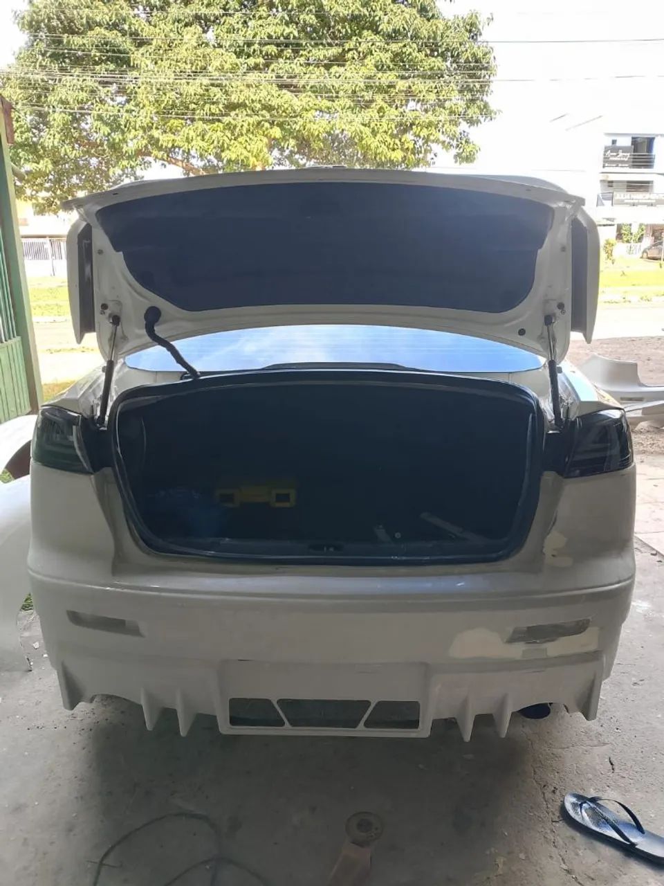 Para choque modelo FQ 400 Mitsubishi Lancer  - Foto 2