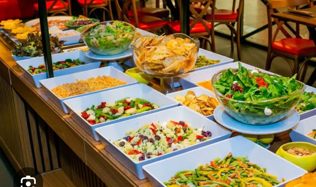 QUER TRABALHAR EM RESTAURANTE? 