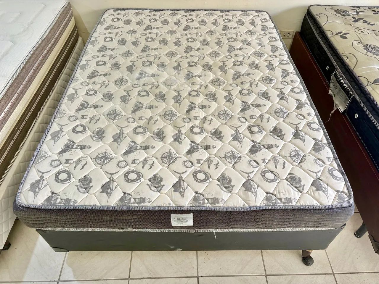 Cama box de casal Queen , cama Queen  - Foto 4