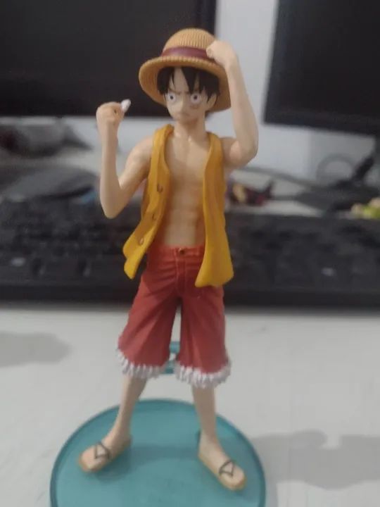 Bonecos One Piece - Shanks e Luffy - Foto 4