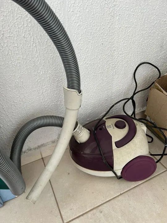 Aspirador de Pó Portátil - Ótimo estado!
