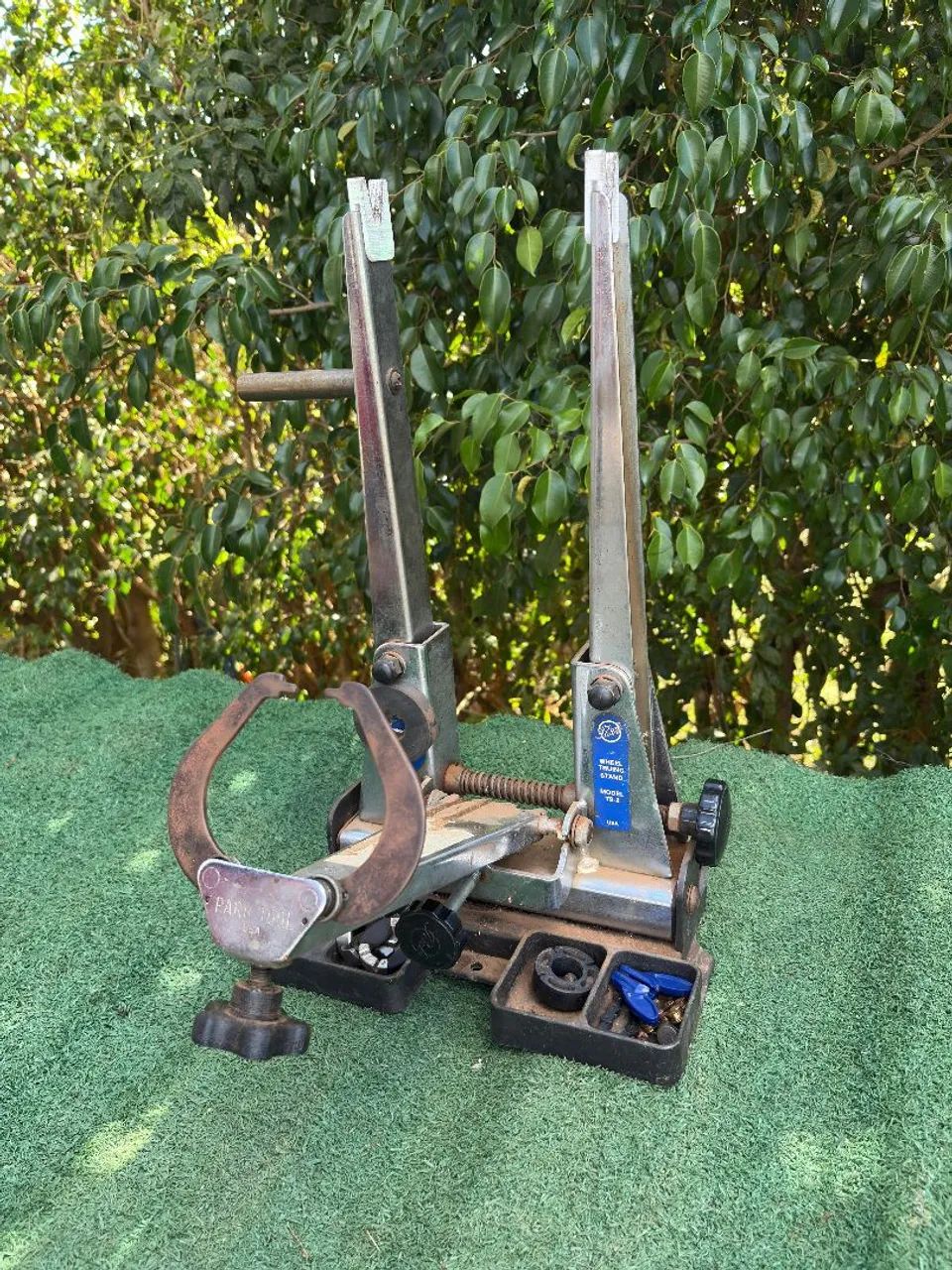 Alinhador roda profissional Park Tool Ts2 - Foto 2