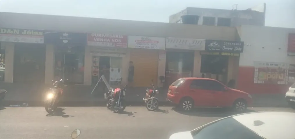 Aluga- se Sala Comercial na Avenida Campos Sales - Centro