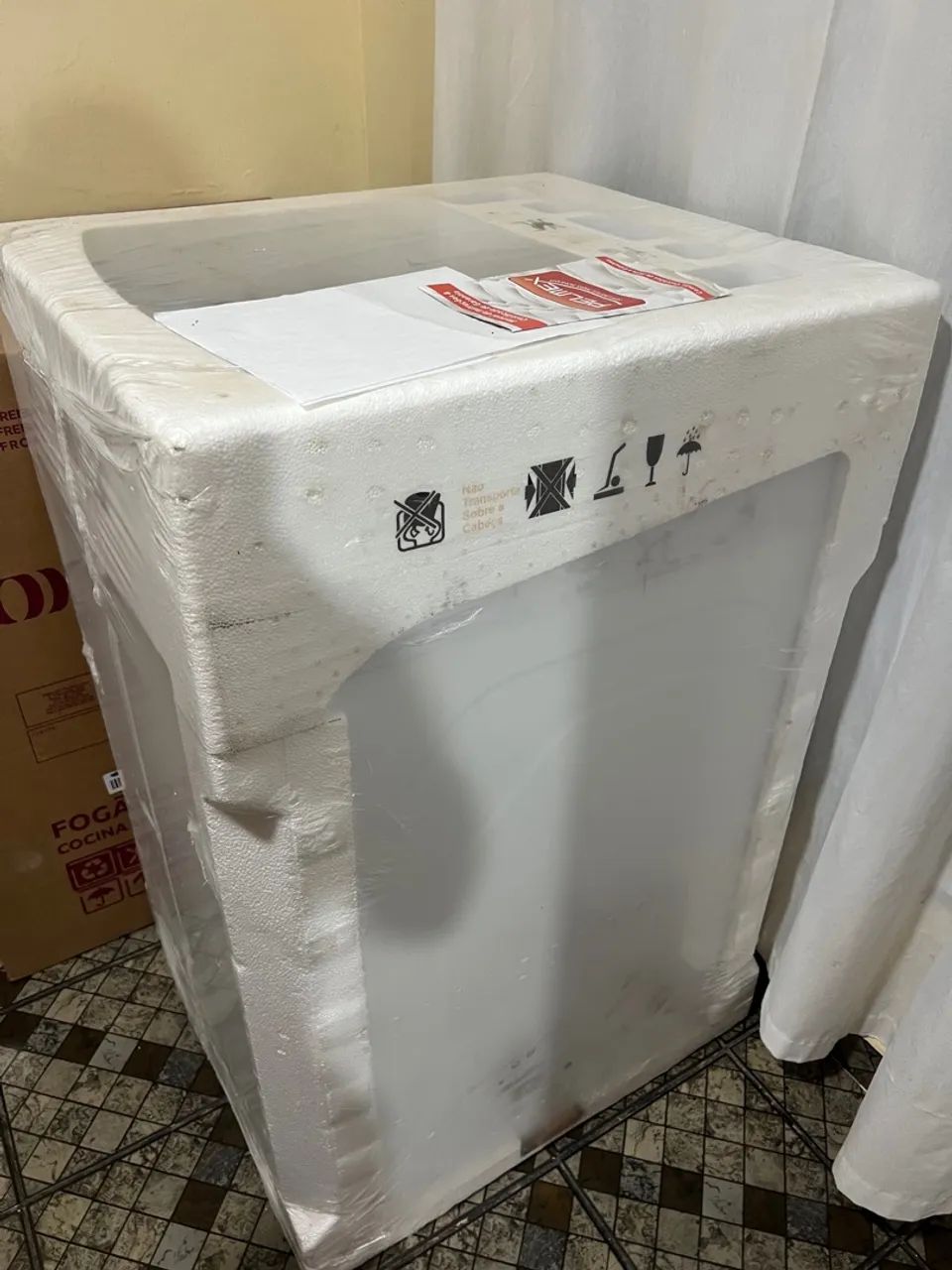 Máquina de lavar Electrolux 14kg NOVA - NUNCA USADA