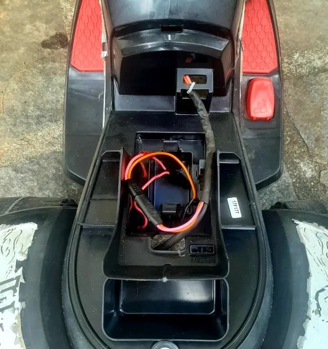 Moto elétrica infantil 6v Bandeirante - Foto 4