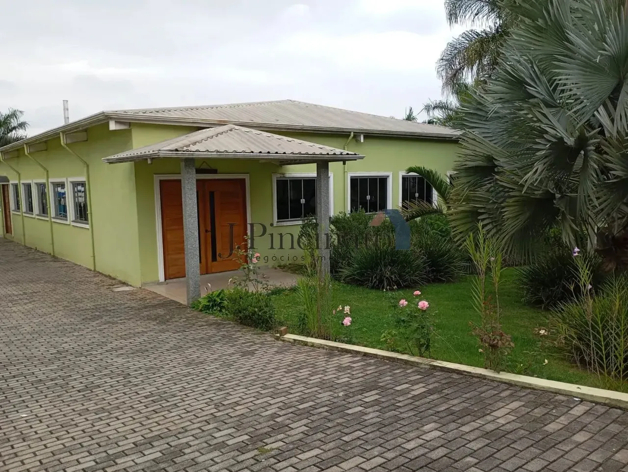 VENDE-SE LINDA CHÁCARA NO BAIRRO JARDIM PROMECA - VÁRZEA PAULISTA/SP - REF. 08696